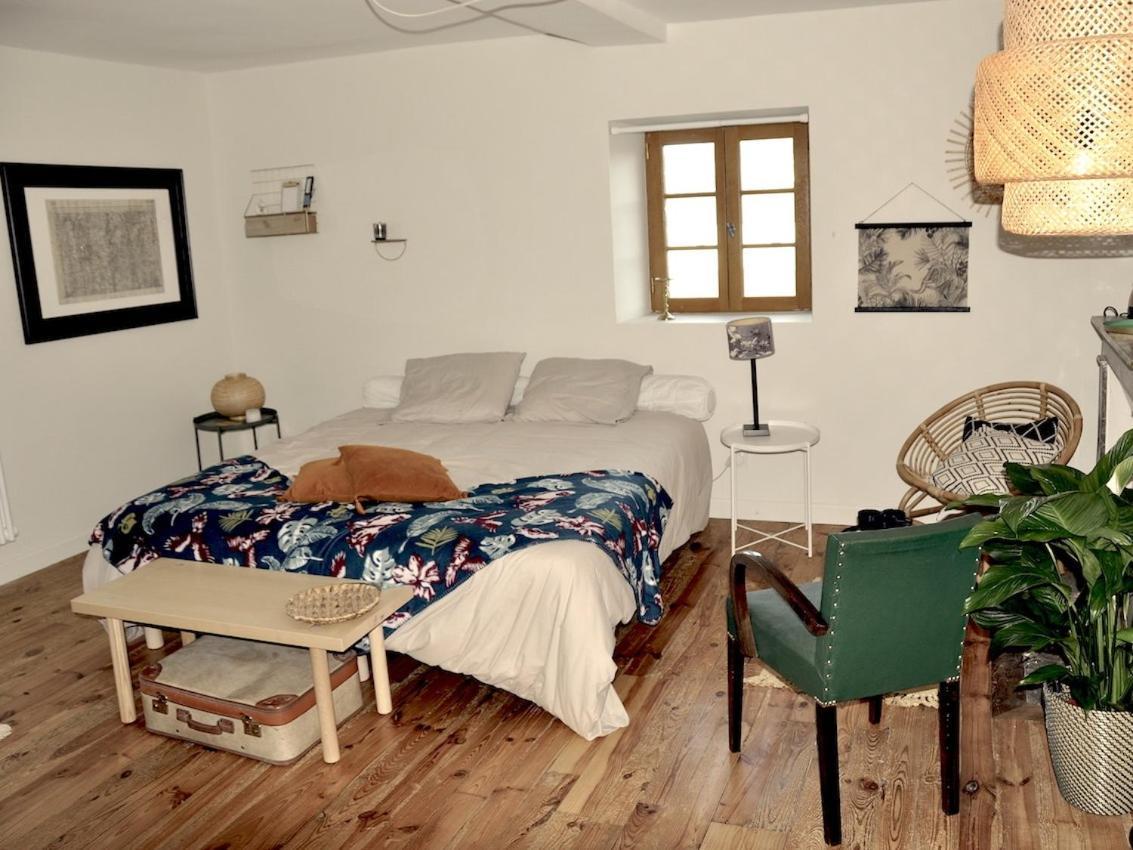 Villa Colombier Pontgibaud Habitación foto